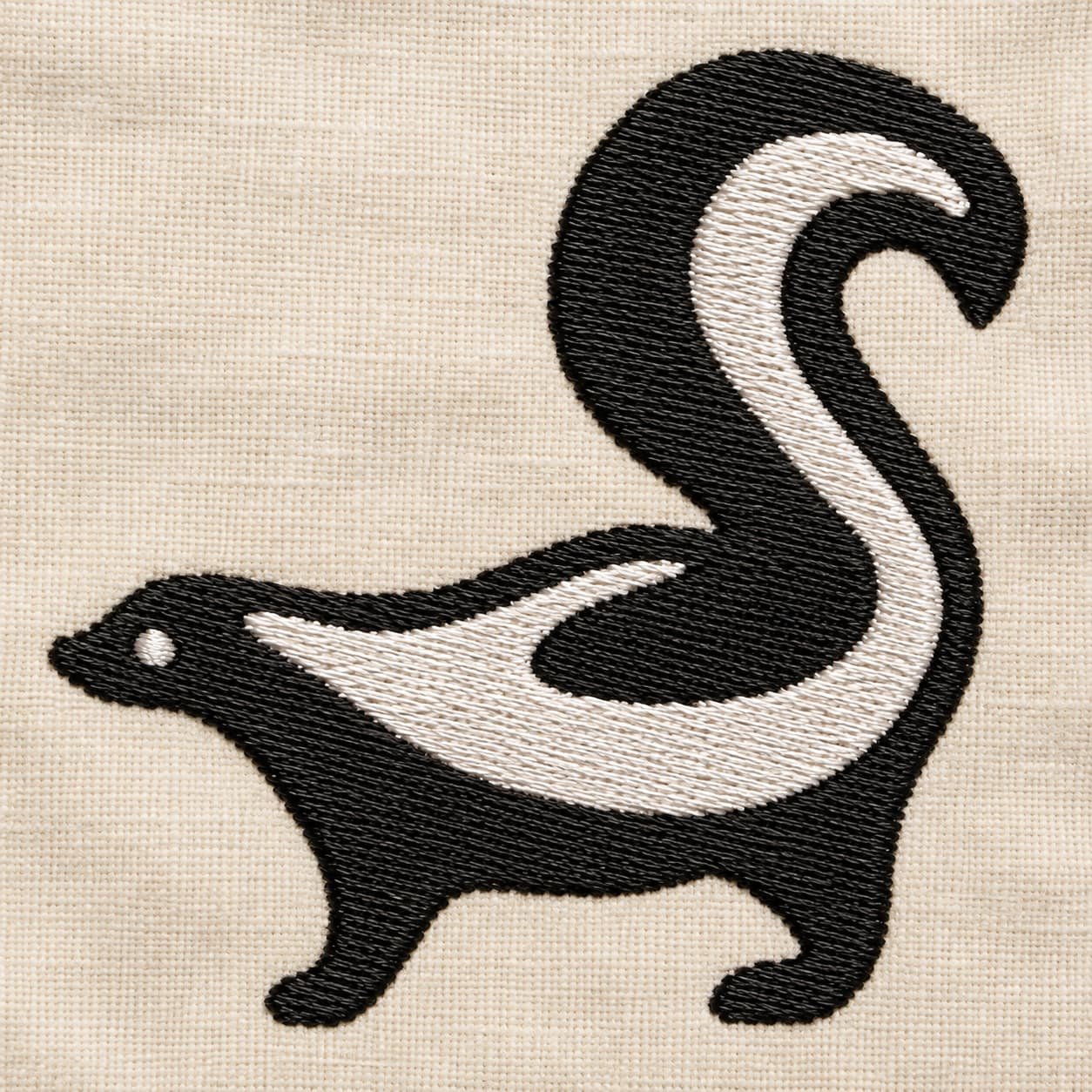 Skunk Embroidery design - Image 3