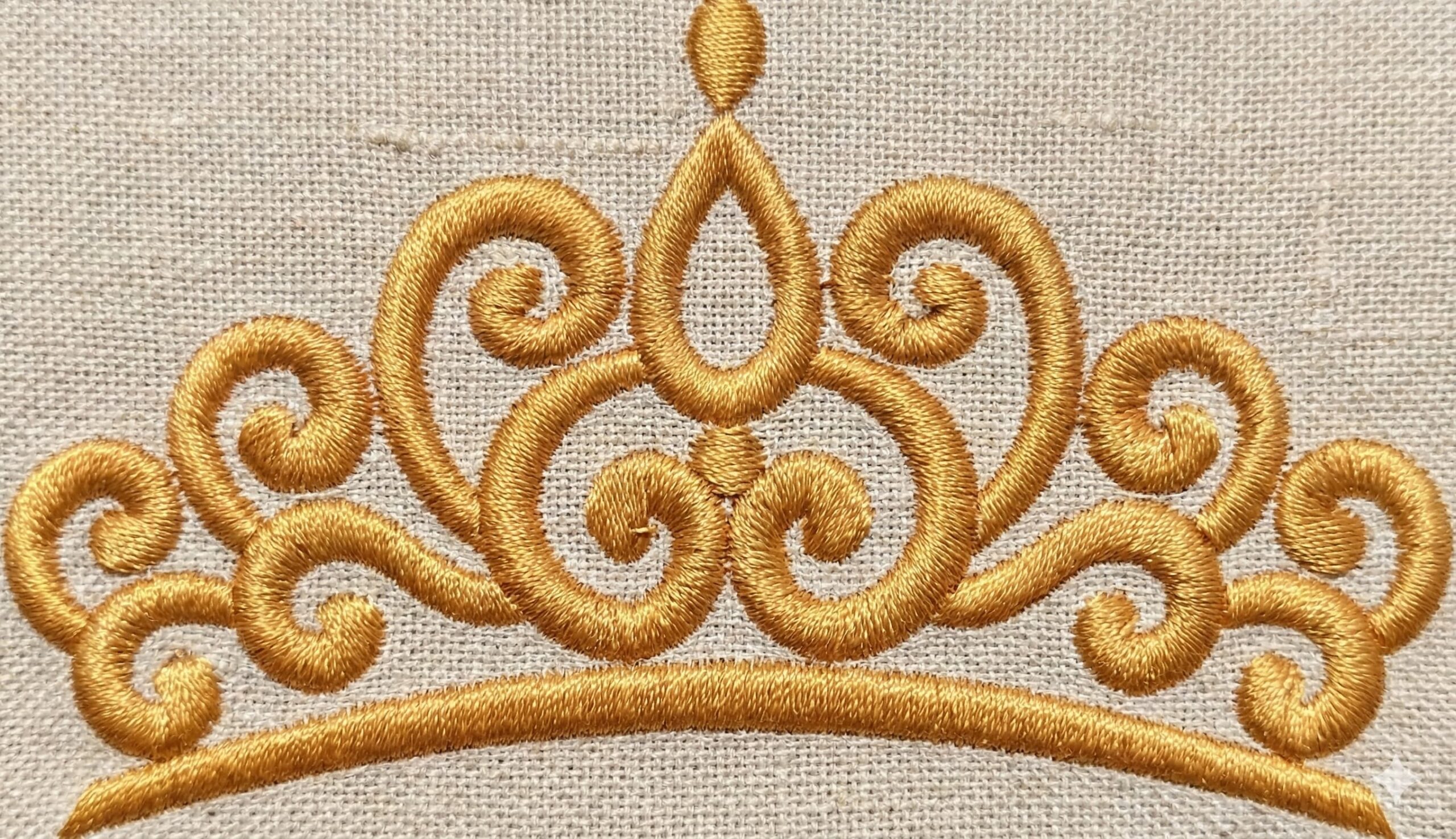 Crown Machine Embroidery Design - Image 3